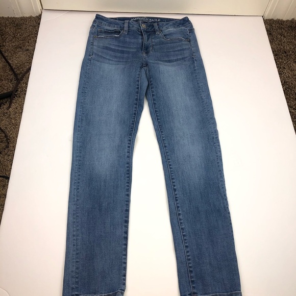 American Eagle Outfitter Super Stretch Skinny Jean 2 Short - Picture 13 of 16